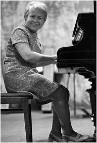 композитор Александра Пахмутова