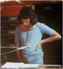 певец Фредди Меркьюри