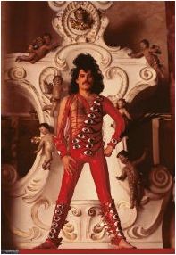 певец Фредди Меркьюри