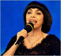 певица Мирей Матье