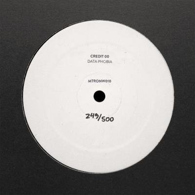 Credit 00 - Data Phobia (2022)