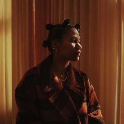 Ami Warning - kurz vorm Ende der Welt (2022)